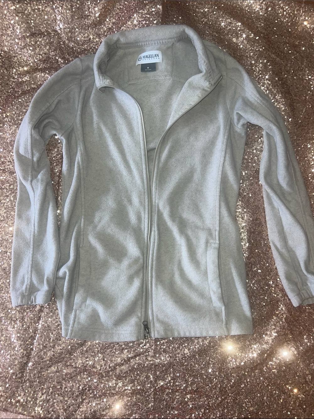 Magellan Outdoors Women's Light Gray Full-Zip Fleece Jacket